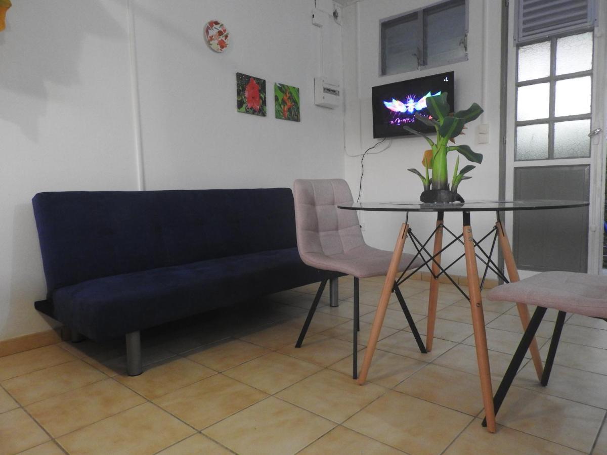 Studio Hibiscus-Ch Vue Sur Mer,Plage,Clim เลส์ อองซ์-ดิอาร์เลส ภายนอก รูปภาพ